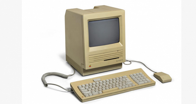 Фото - Компьютер Macintosh, принадлежавший Стиву Джобсу, выставлен на аукцион