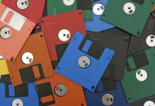 Фото - Кому они нужны сегодня? Американская компания ведёт успешный бизнес на продаже дискет из 90-х