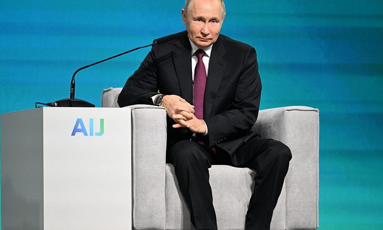 Фото - Президент России предложил создать новую систему международных платежей на базе блокчейна